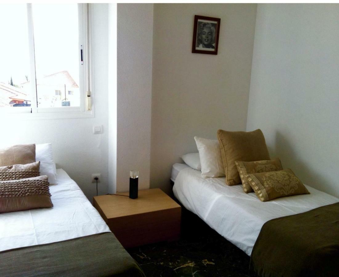 Penthouse With Private Roof Terrace And Jacuzzi Apartment Fuengirola Exterior foto