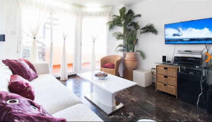 Penthouse With Private Roof Terrace And Jacuzzi Apartment Fuengirola Exterior foto
